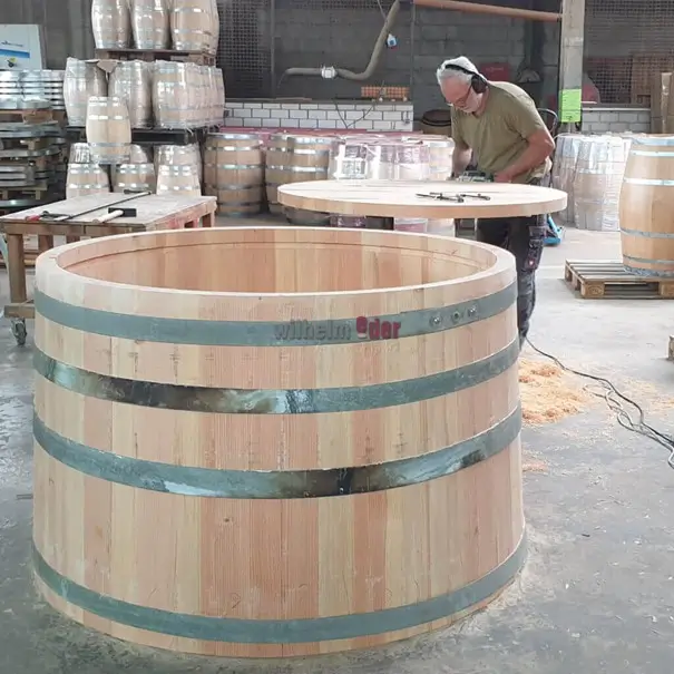 Badefässer, Holzpool, Badezuber oder Badebottich