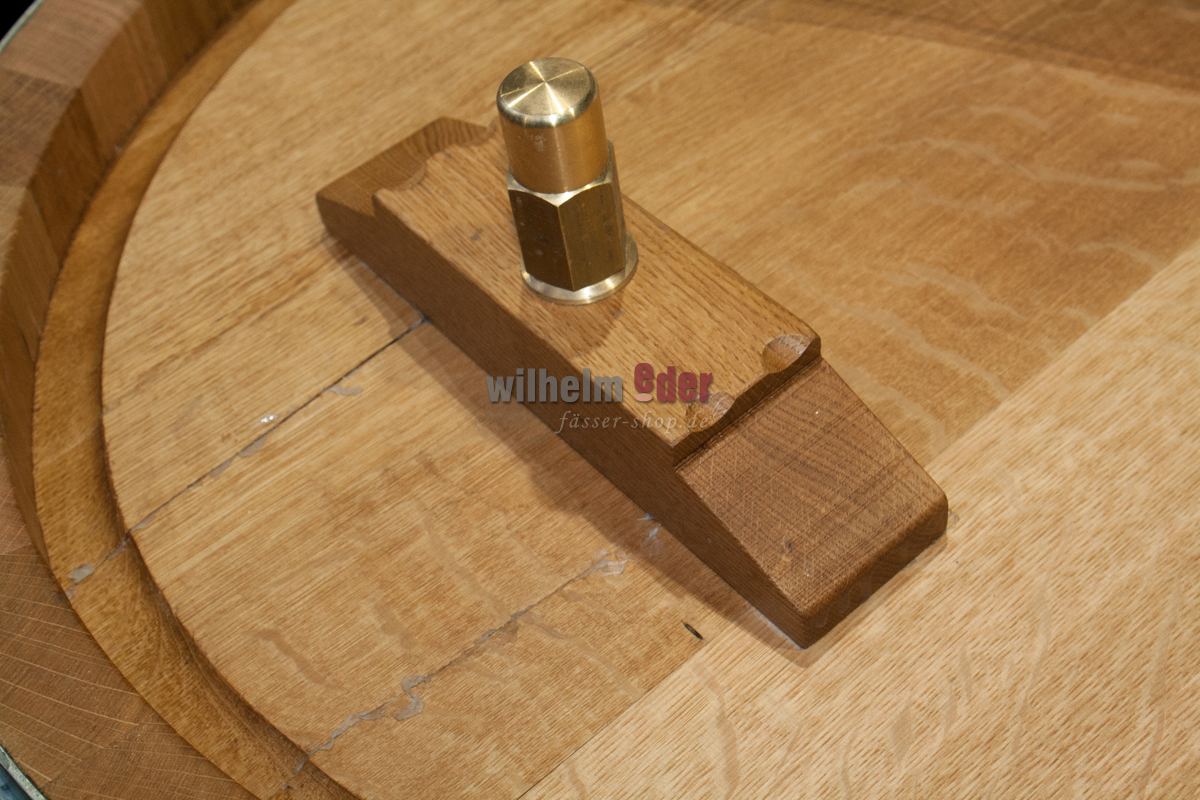 fass_schraube_120mm_holztuer_2